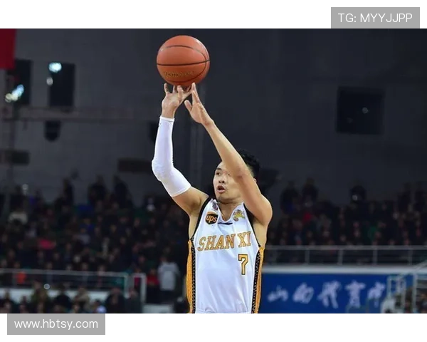 武汉篮球队战术创新引发热议球迷热盼新赛季表现提升