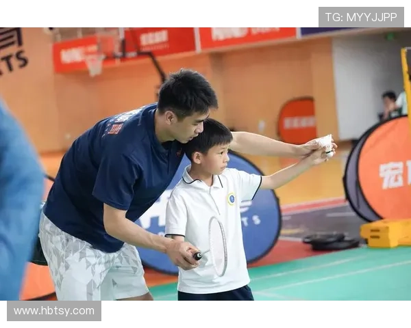 深圳羽毛球队的速度与激情探讨聚焦羽毛球运动的未来发展与挑战 深圳羽毛球队的速度与激情探讨聚焦羽毛球运动的未来发展与挑战