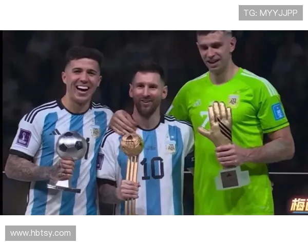 足球明星的信仰探索与人生哲学的交织与影响