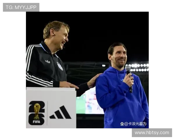 足球场上的传奇巨星他们如何改变了比赛的历史与未来